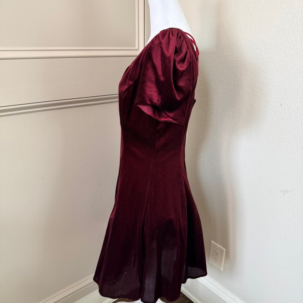 Vintage DBY Ltd Burgundy Velvet Open Back Party Dress Size 7 - Picture 4 of 7